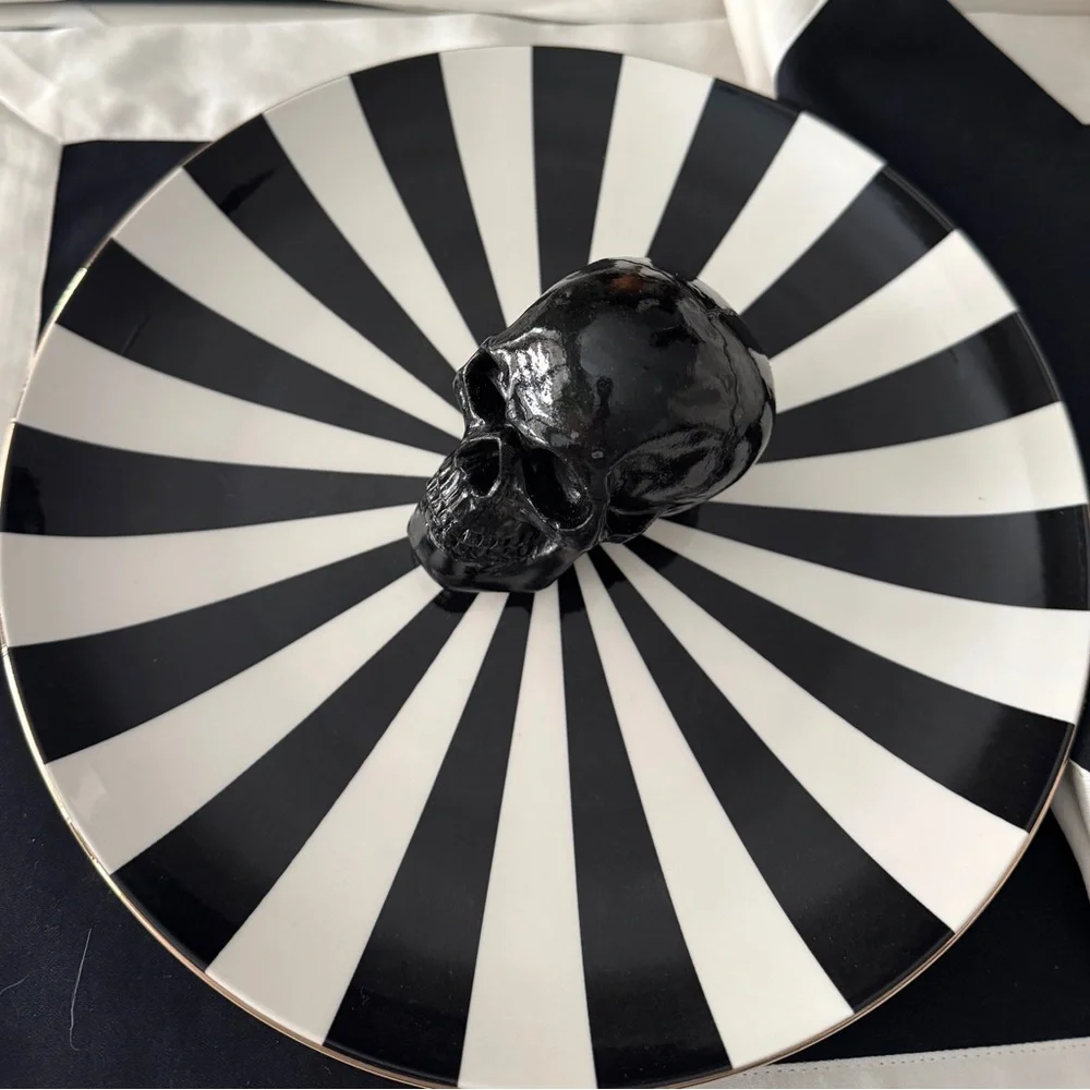 Black and White Striped Dinner Plates‎ set of 4 with gold trim